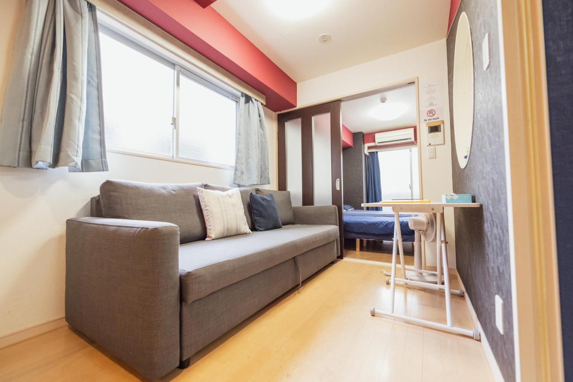 Apartment メルシアター鈍色の風: デザイナーズ心斎橋アパートメント *